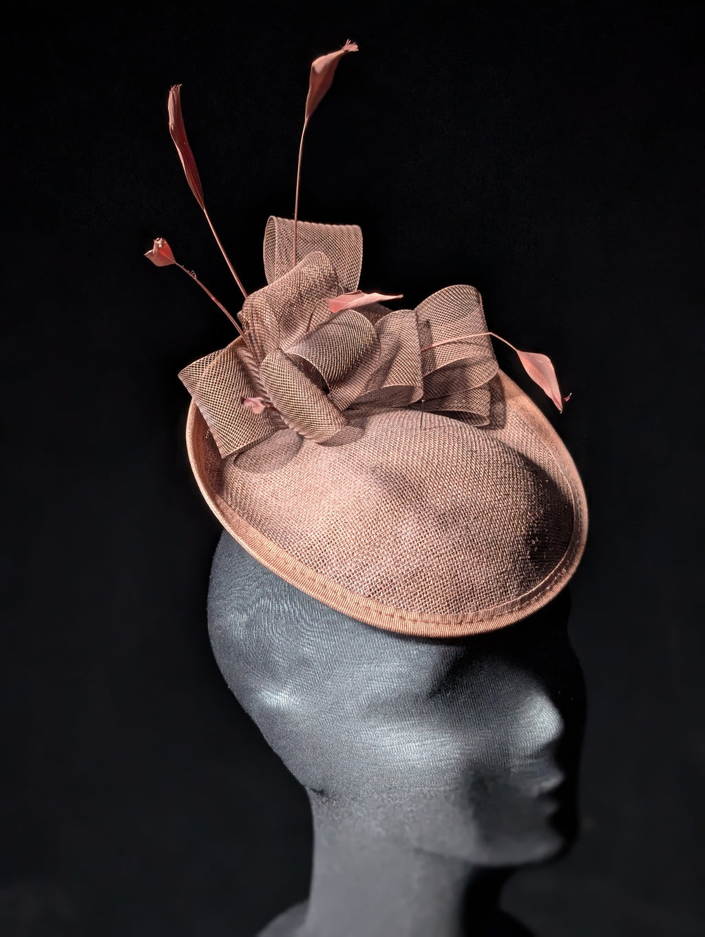 Tocado plato color tabaco