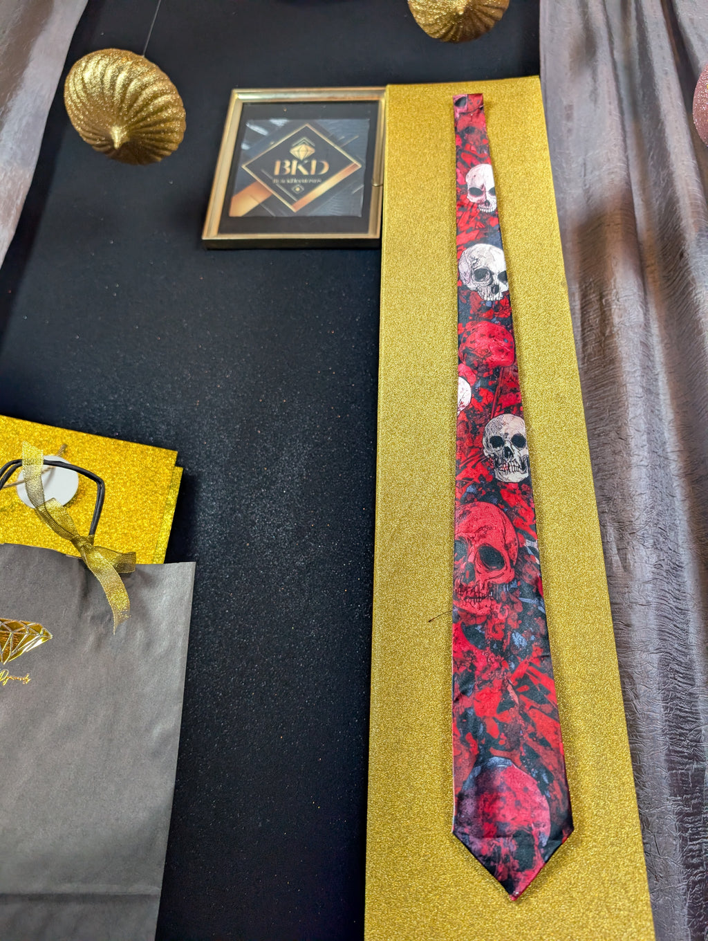 CORBATA RED SKULL